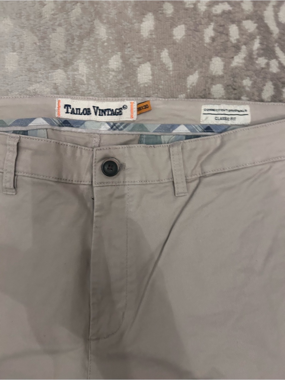 Tailor Vintage Men’s Khaki Straight‑Leg Chinos